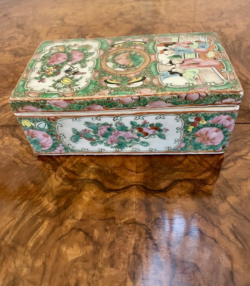 Antique 19th Century Quality Chinese Famille Rose Canton Lidded Pen Box